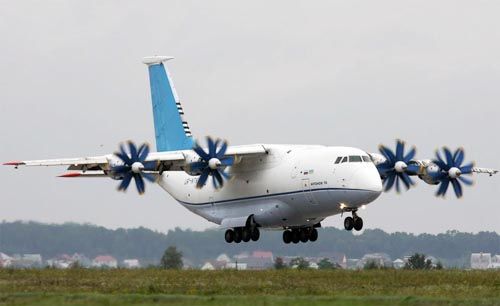 烏克蘭與俄羅斯聯(lián)合研制的安70中型運輸機