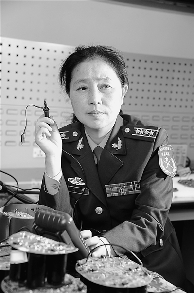 工作中的劉茹臉上總是流露出這樣的神態：平和、專注、堅毅
