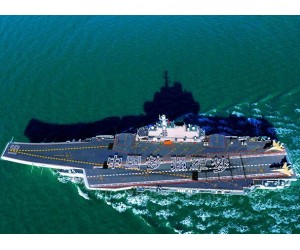 海軍航母部隊(duì)官兵在強(qiáng)軍思想引領(lǐng)下奮勇前行